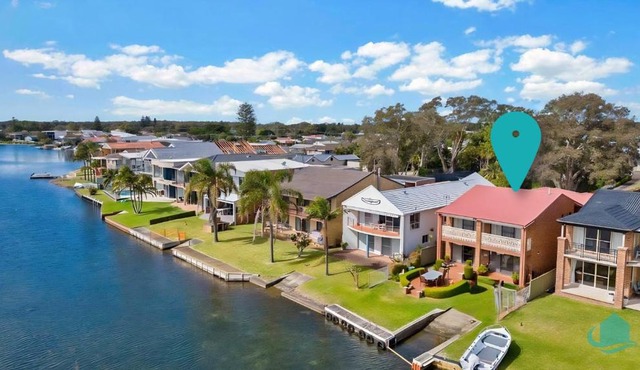 Banyandah - Waterfront + Boat Ramp - Marks Point in Marks Point