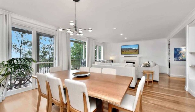 Barolo 3br Villa within Cypress Lakes Resort in Pokolbin
