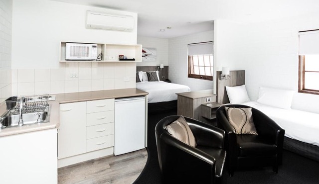 Bay Hotel Apartments
