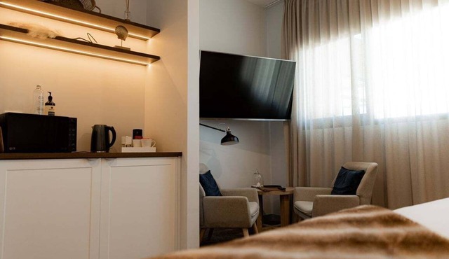 Bay of Fires Holiday Suites ~ Suite 7