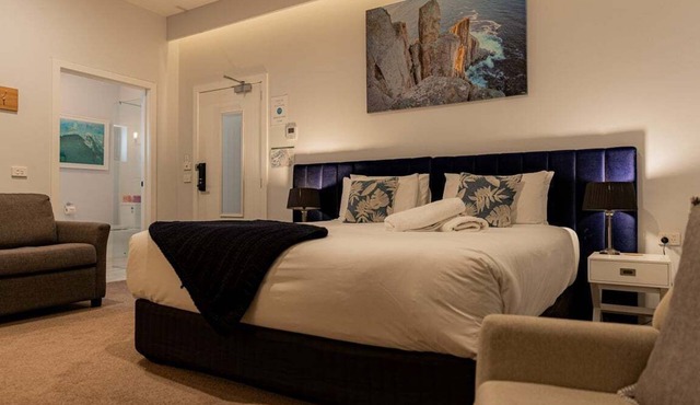 Bay of Fires Holiday Suites ~ Suite 8