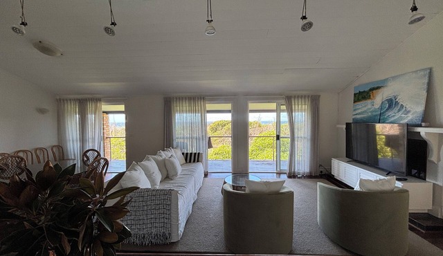 Beachfront house on beautiful One Mile Beach