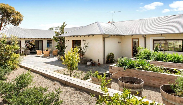 Beatrice - McCrae (Mornington Peninsula)