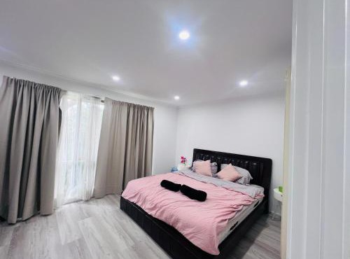 Beautiful Room 1 Available