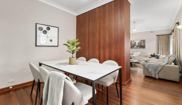 Bellevue Heights HolidayHome - Flinders Uni & Med in Windy Corner