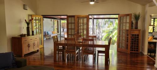 Berry Springs Tropical Retreat
