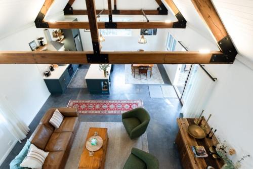 Blackwood Tree Barn Conversion with Parking & Wifi