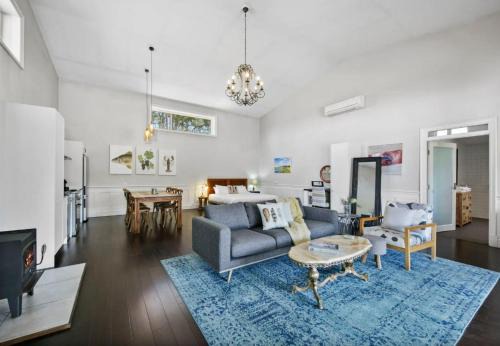 Block Eight Estate 5 x 1br Luxury Retreat Villas