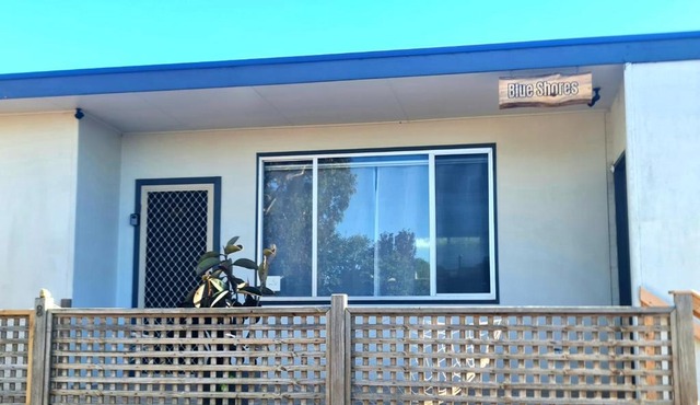 Blue Shores two bedroom apartment in Kingscote