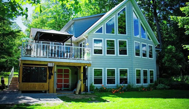 Bobcaygeon Paradise Cottage in Bobcaygeon