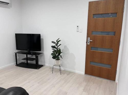 Bracken Ridge 2BR Entire Home, Self Check-In, Parking in Deagon