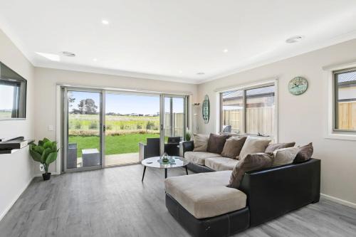 Brand new House close to shops in Dunes estate