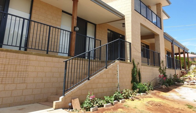 Brand new traditional Bed & Breakfast with river views