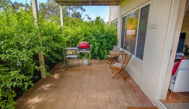 Breaksea Escape - Garden Apartment