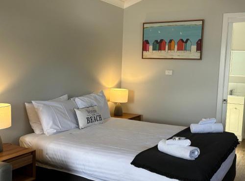 Bridport Beach Cottages