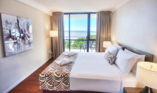 Cairns Plaza Hotel in Cairns