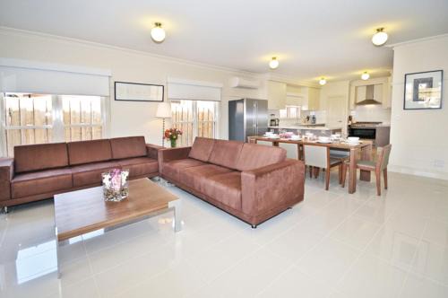 Carnarvon St - Stylish & Comfortable Urban Stay