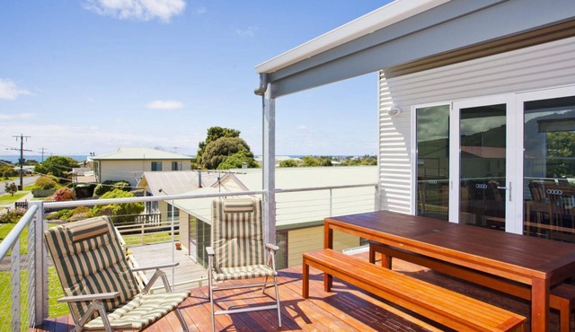 Cawood Heights - At Apollo Bay