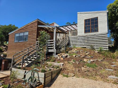 Cedar Hill Retreat