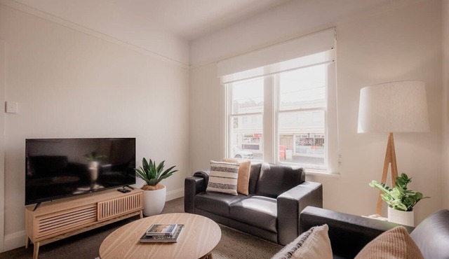 Central home in trendy South Hobart