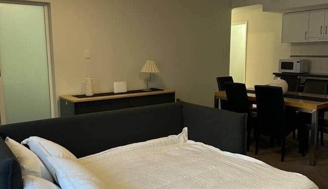 City Lights Retreats - 2 Bedroom, 1 Bathroom