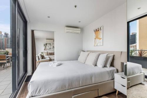Cityscope - Stylish CBD Pad with a View
