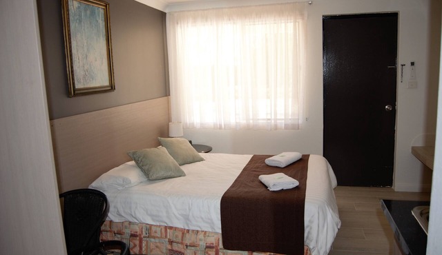 Civic Motor Inn