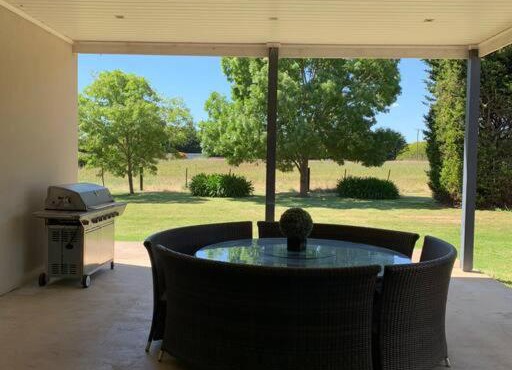 Claret Lodge Modern country retreat