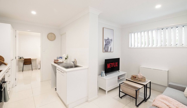 Clean Studio Brisbane | Kitchen | Easy Check-in | 235AF1 in Rocklea