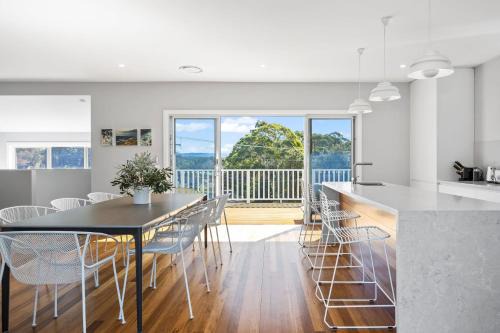 Coastal, Pet-Friendly Luxe in Narrawallee