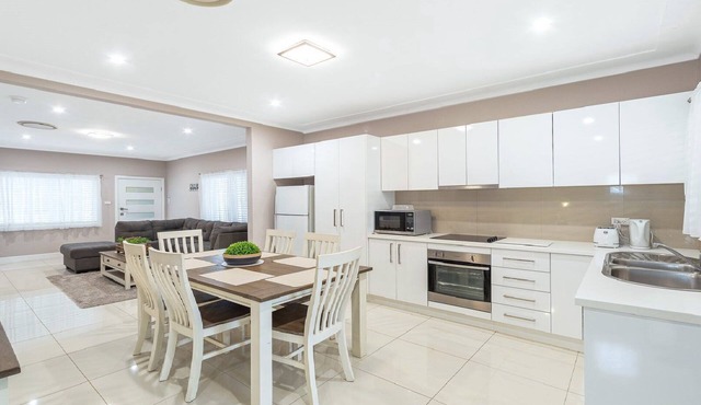 Coastie's Escape - Umina Bea