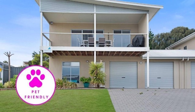 Come and Enjoy the Castaway Holiday Lifestyle!