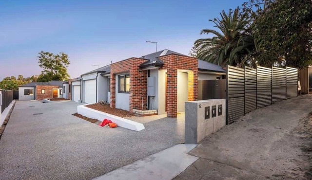 Corporate Entire House 1|Walk to Curtin University