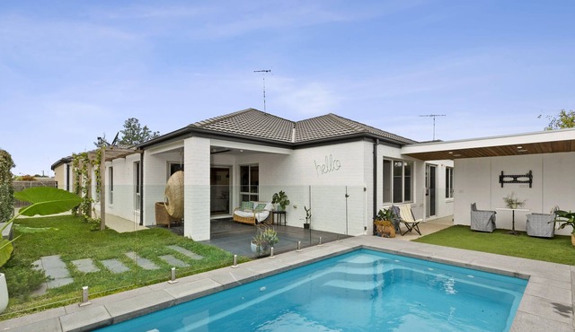 Corymbia Style, Barwon Heads