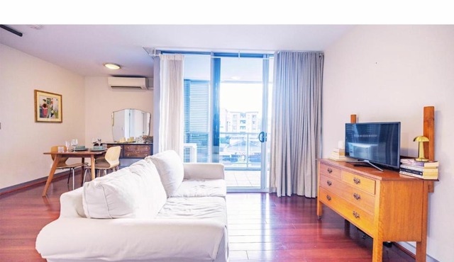 Cozy 1BR Retreat in the Heart of Alexandria