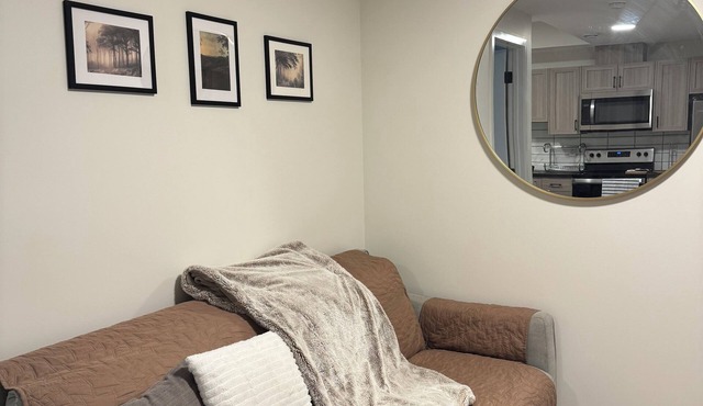 Cozy basement close to YEG airport in Beaumont