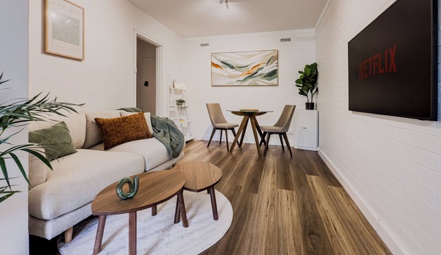 Cozy on Herdsman | 10 Mins to City & Beach