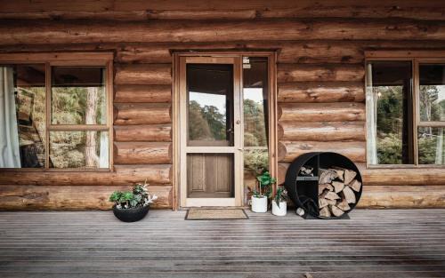 Cuan Den Log Cabin