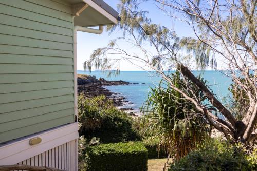 Direct Beach Access, Private Cove, 3 min Emu Park
