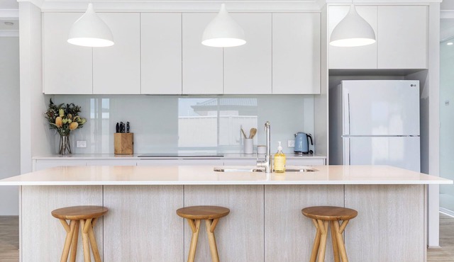 Discover Dunsborough Living