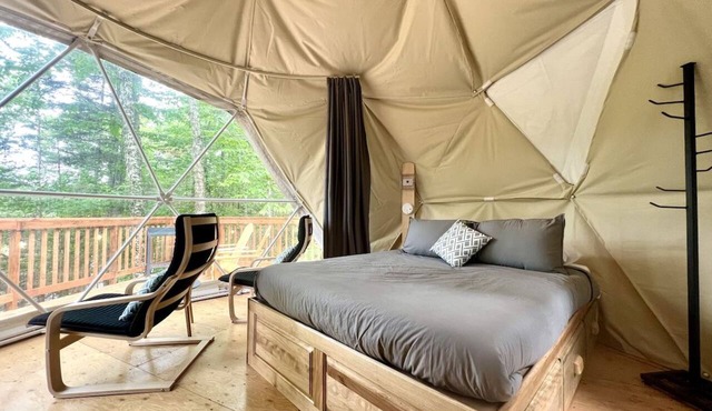 Dome #3 Located in the heart of nature. in Saint-Gabriel-de-Valcartier