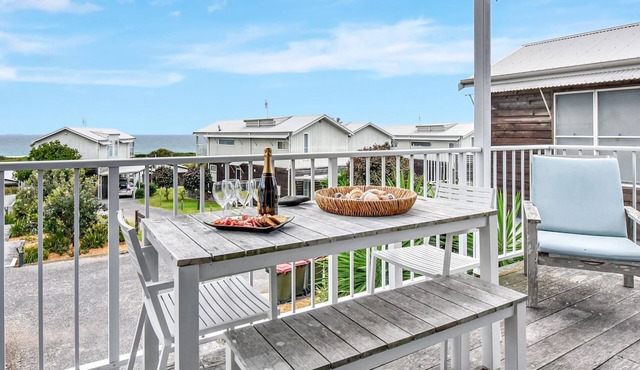 Driftwood Cove at Caves Beach Villas