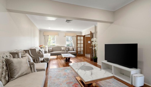 Drumbern Pool House Macquarie Links