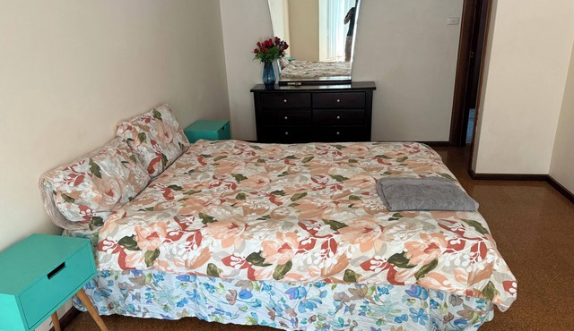 Entire Residential 6/2 bedroom, 2 storey house with swimming pool