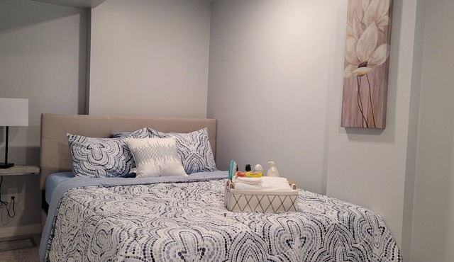 EXCLUSIVE 2-BED PRIVATE COZY BASEMENT in Winnipeg