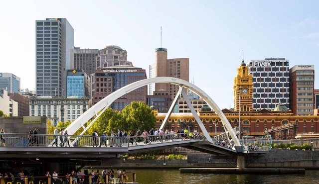 Executive 1 -Bedroom Apartment on Bourke Street Melbourne CBD