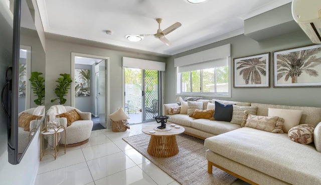 Experience this Stylish Brisbane Apartment in Brisbane