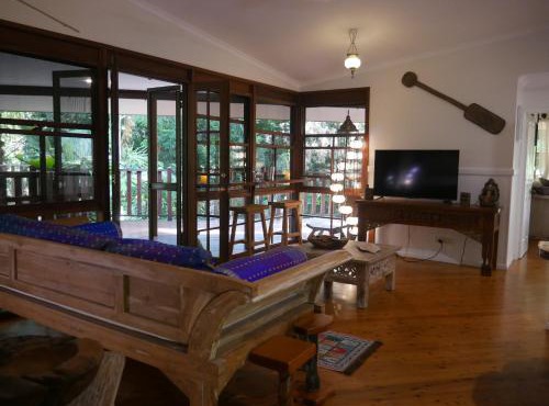 Fairy Falls - romantic Daintree Rainforest retreat with enchanting waterfall
