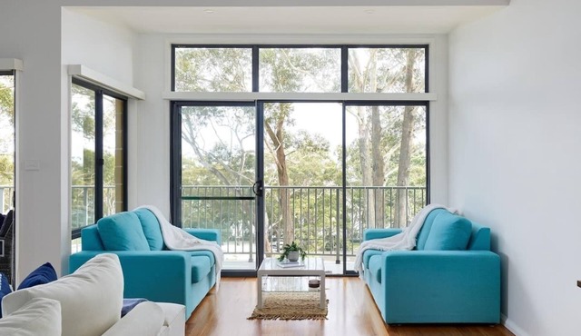 Family Retreat, Bay Views, 5 Mins Bagnall's Beach