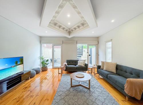 Flemington Escape with private rooftop area